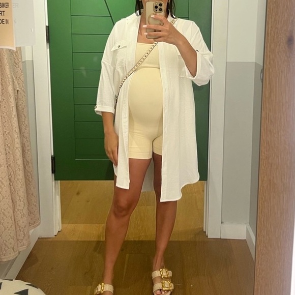 Set: Maternity Short Cream Bodysuit -Size Small with 2 Maternity Bras -Size M - Picture 1 of 10